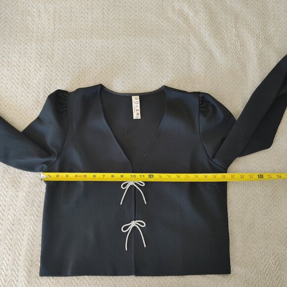 NWOT Women's Long Sleeve Top / sparkly-rhinestone bow accent. - Picture 15 of 15